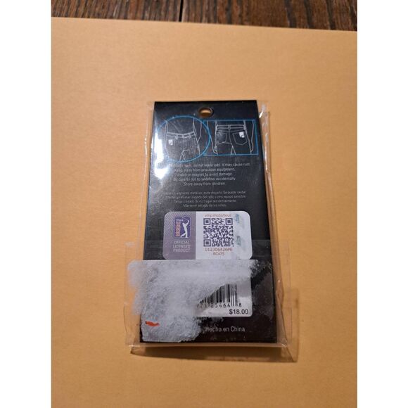 New PGA Tour Tango Red Pocket Clip with Ball Marker NWT Official Golf Accessory - Picture 2 of 2